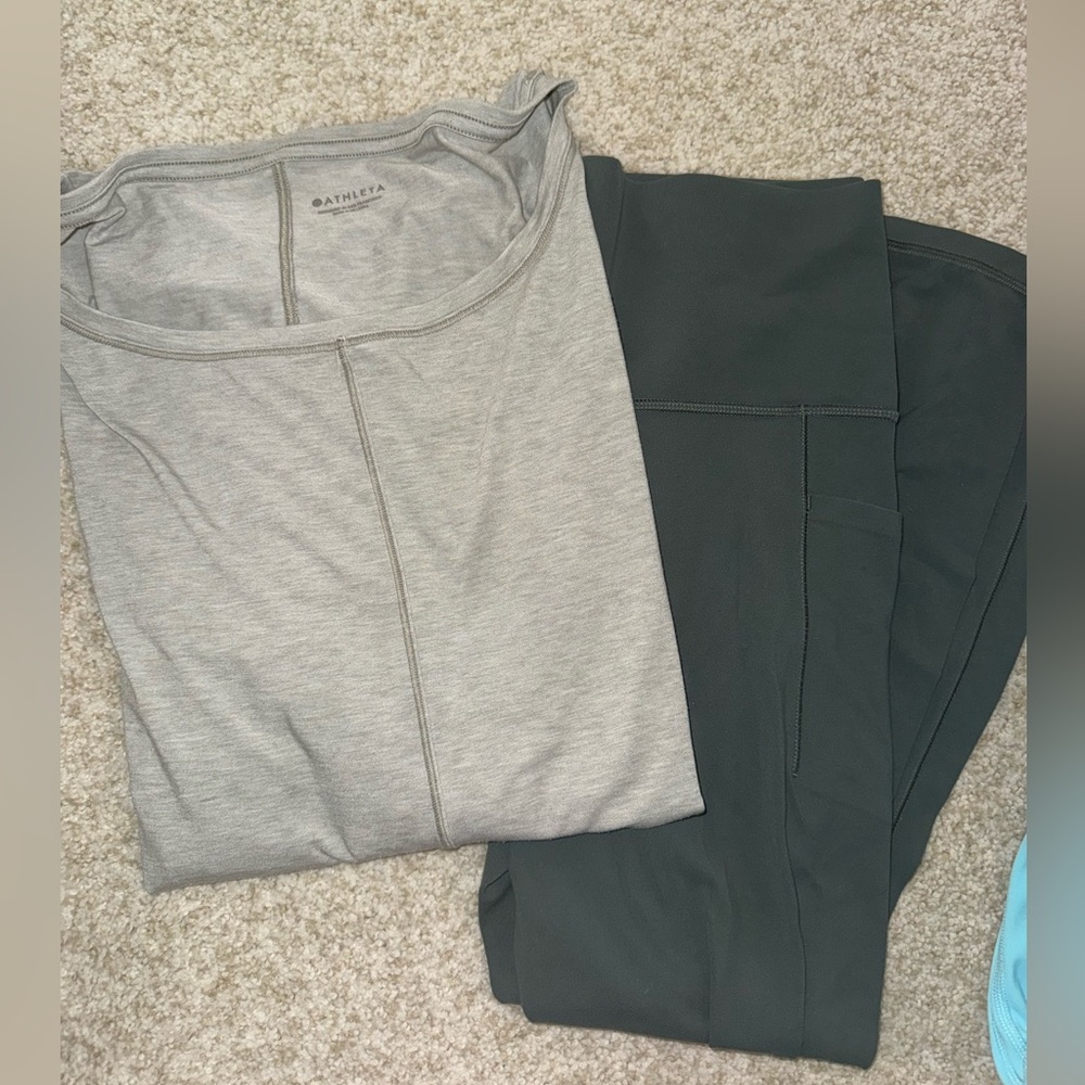 Athleta Green Bundle - leggings and long sleeve
